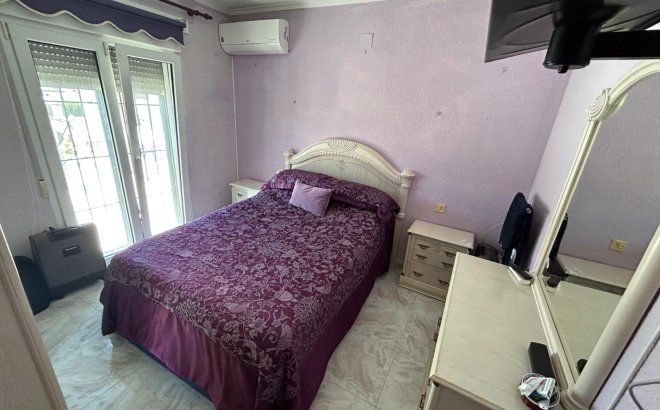 Resale - Town House -
Torrevieja - Costa Blanca