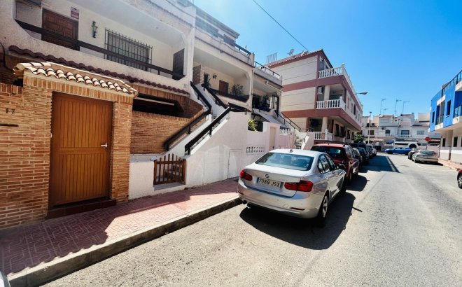 Resale - Villa -
Torrevieja - Costa Blanca