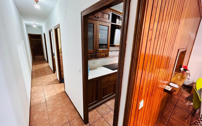 Resale - Villa -
Torrevieja - Costa Blanca