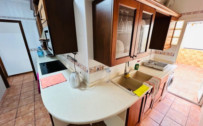 Resale - Villa -
Torrevieja - Costa Blanca