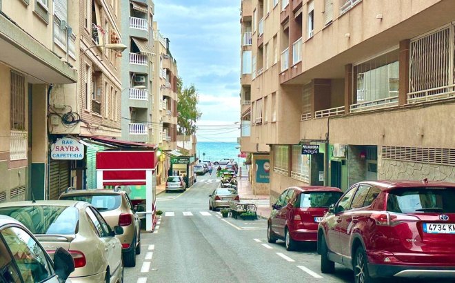 Resale - Penthouse -
Torrevieja - Centro