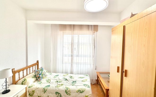 Resale - Penthouse -
Torrevieja - Centro