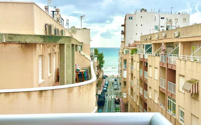 Resale - Penthouse -
Torrevieja - Centro