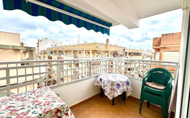 Resale - Penthouse -
Torrevieja - Centro