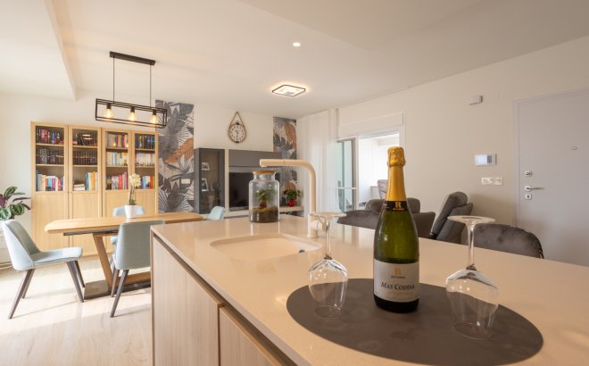 Revente - Appartement -
Orihuela Costa - Costa Blanca