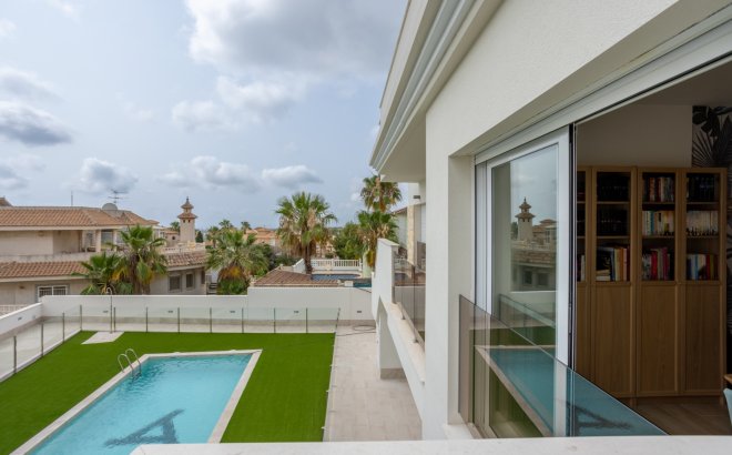 Revente - Appartement -
Orihuela Costa - Costa Blanca