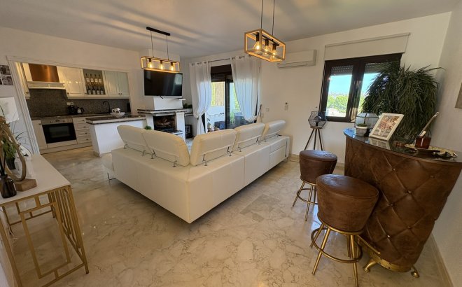 Resale - Duplex Penthouse -
Las Ramblas Golf - Costa Blanca