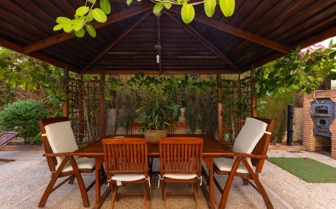 Resale - Villa -
Torrevieja - Costa Blanca