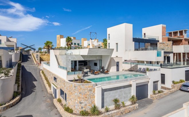 Resale - Villa -
Ciudad Quesada - Costa Blanca