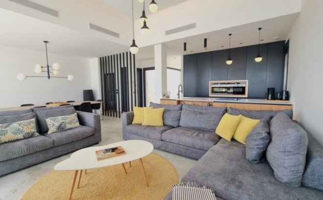 Resale - Villa -
Ciudad Quesada - Costa Blanca