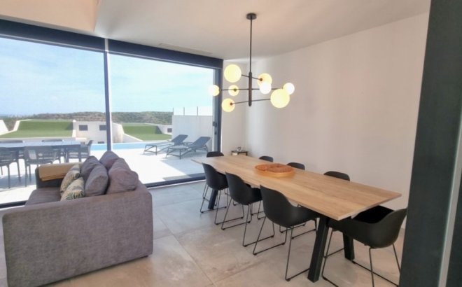 Resale - Villa -
Ciudad Quesada - Costa Blanca