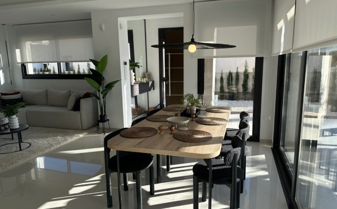 Herverkoop - Villa -
Ciudad Quesada - Costa Blanca