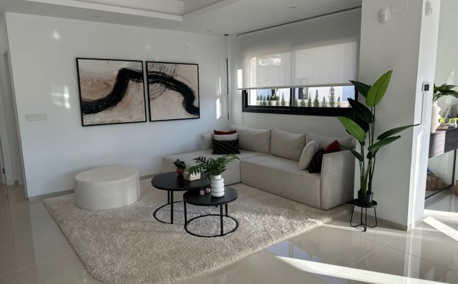 Herverkoop - Villa -
Ciudad Quesada - Costa Blanca