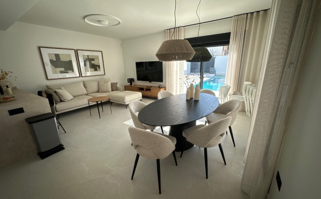 Revente - Villa -
Ciudad Quesada - Costa Blanca