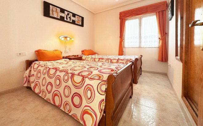 Resale - Villa -
Orihuela Costa - Costa Blanca