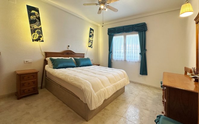 Resale - Villa -
Orihuela Costa - Costa Blanca