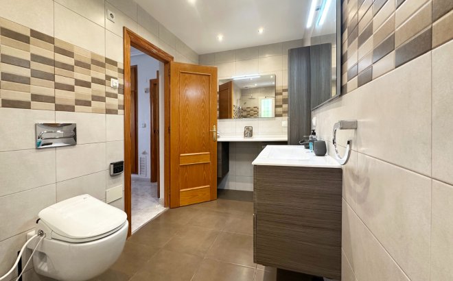 Resale - Villa -
Orihuela Costa - Costa Blanca