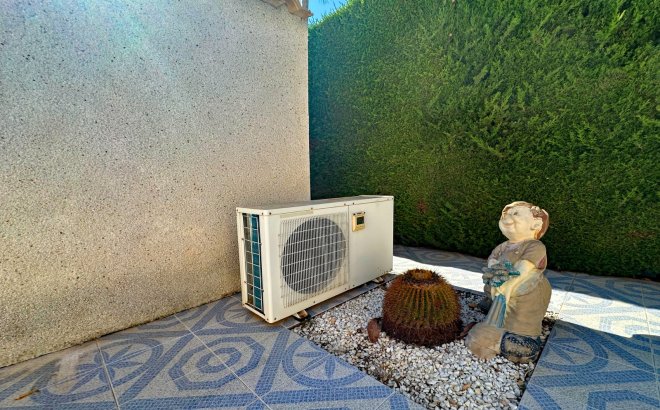 Resale - Villa -
Orihuela Costa - Costa Blanca