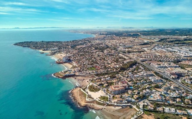 Resale - Villa -
Orihuela Costa - Costa Blanca