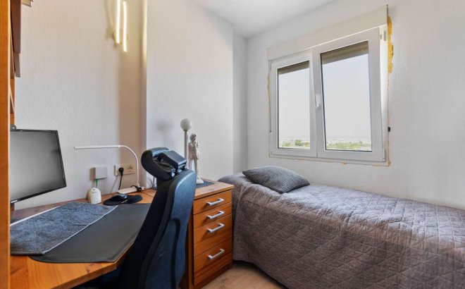 Herverkoop - Appartement -
Torrevieja - Costa Blanca