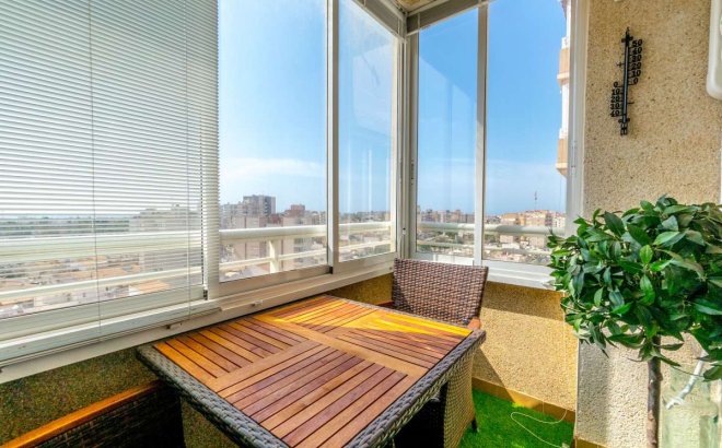 Herverkoop - Appartement -
Torrevieja - Costa Blanca