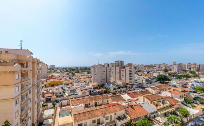 Herverkoop - Appartement -
Torrevieja - Costa Blanca