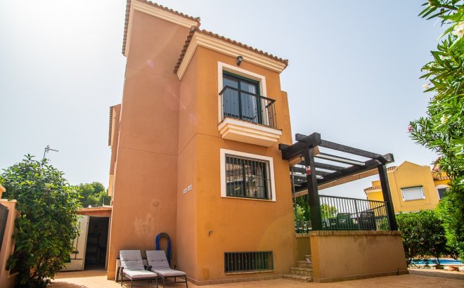 Revente - Villa -
Torrevieja - Costa Blanca