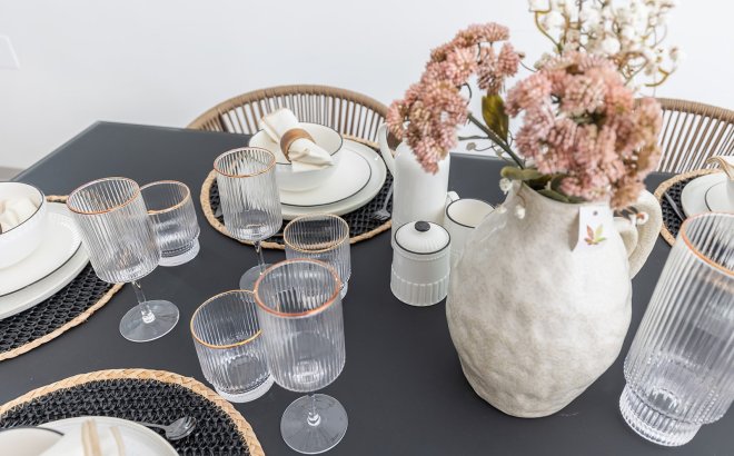 Resale - Villa -
El Chaparral - Inland