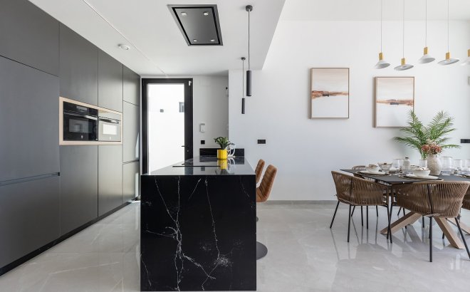 Resale - Villa -
El Chaparral - Inland