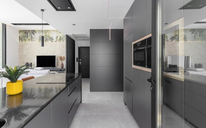 Resale - Villa -
El Chaparral - Inland