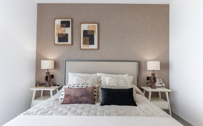 Resale - Villa -
El Chaparral - Inland