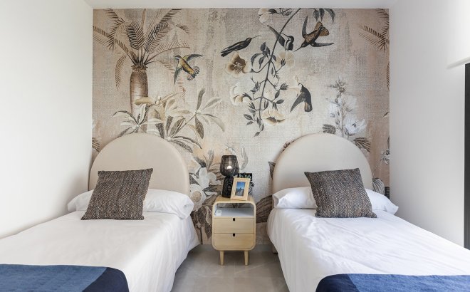 Resale - Villa -
El Chaparral - Inland