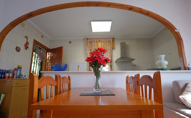 Resale - Villa -
La Siesta - Costa Blanca