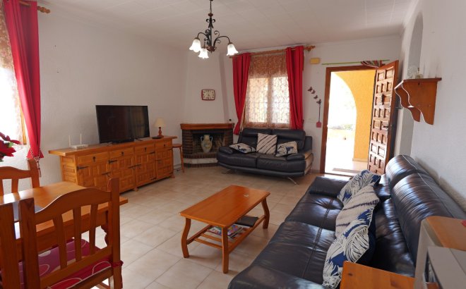 Resale - Villa -
La Siesta - Costa Blanca