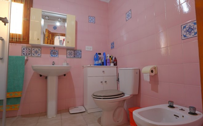 Resale - Villa -
La Siesta - Costa Blanca