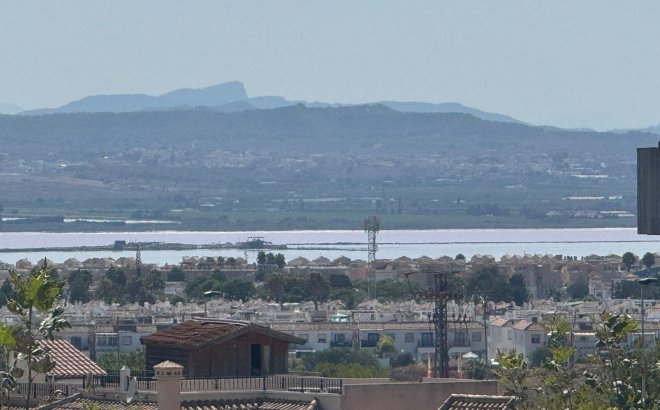 Herverkoop - Bungalow -
Torrevieja - Costa Blanca