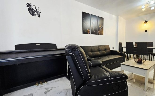 Resale - Apartment -
Torrevieja - Acequion