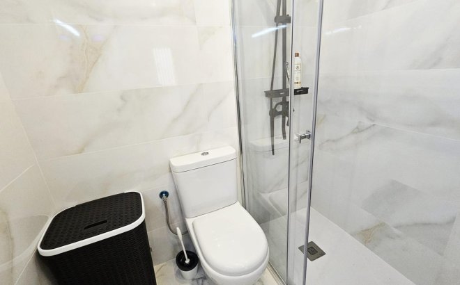 Resale - Apartment -
Torrevieja - Acequion