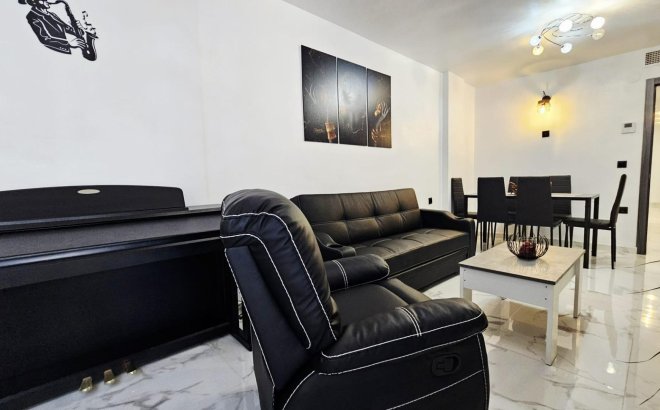 Resale - Apartment -
Torrevieja - Acequion