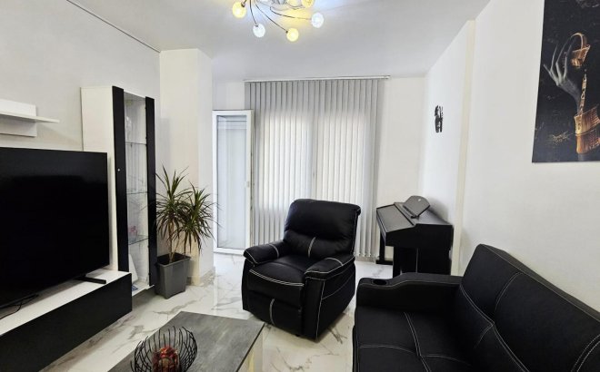 Resale - Apartment -
Torrevieja - Acequion