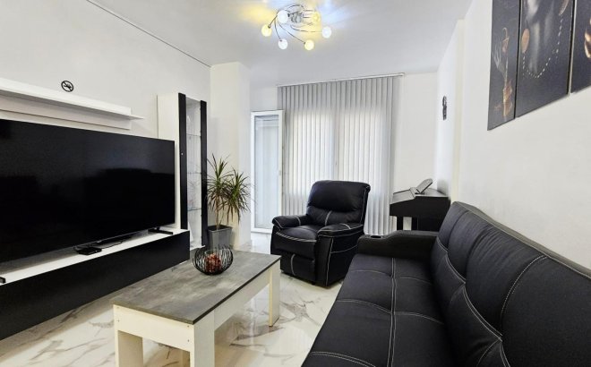 Resale - Apartment -
Torrevieja - Acequion