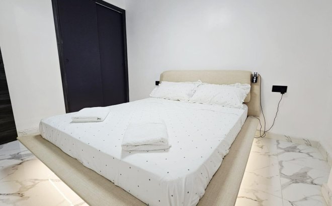 Resale - Apartment -
Torrevieja - Acequion