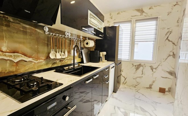 Resale - Apartment -
Torrevieja - Acequion