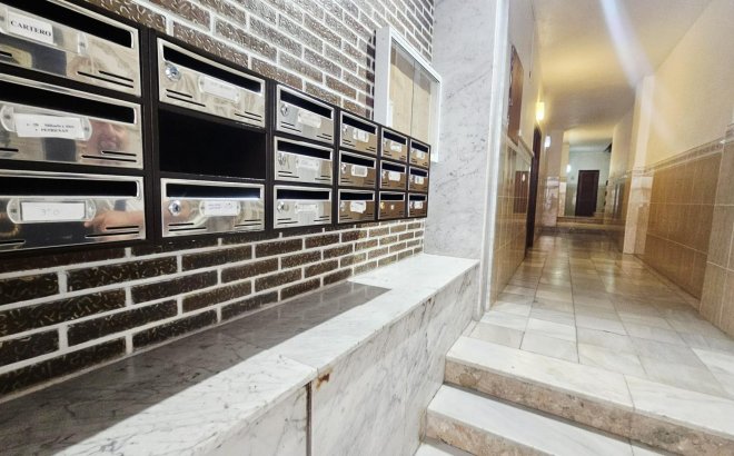 Resale - Apartment -
Torrevieja - Acequion