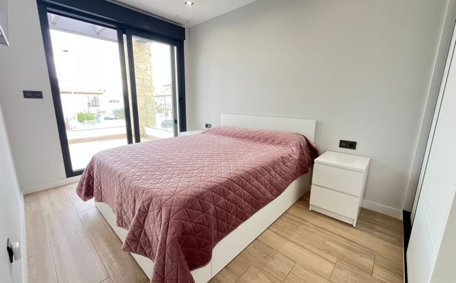 Resale - Villa -
Playa Flamenca - Costa Blanca