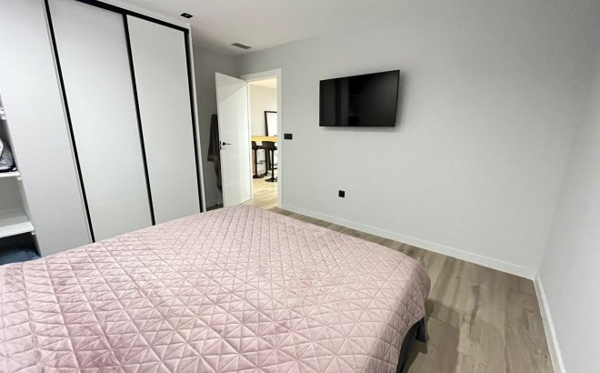 Resale - Villa -
Playa Flamenca - Costa Blanca