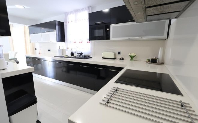 Revente - Villa -
Cabo Roig - Costa Blanca