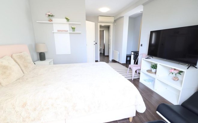 Revente - Villa -
Cabo Roig - Costa Blanca