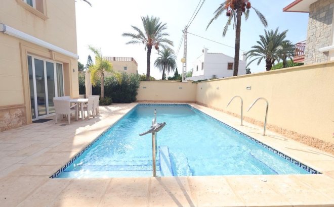 Revente - Villa -
Cabo Roig - Costa Blanca