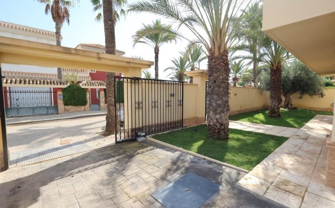 Revente - Villa -
Cabo Roig - Costa Blanca